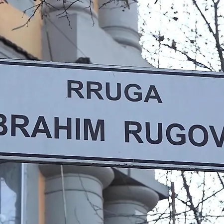 Chic Retreat In Blloku