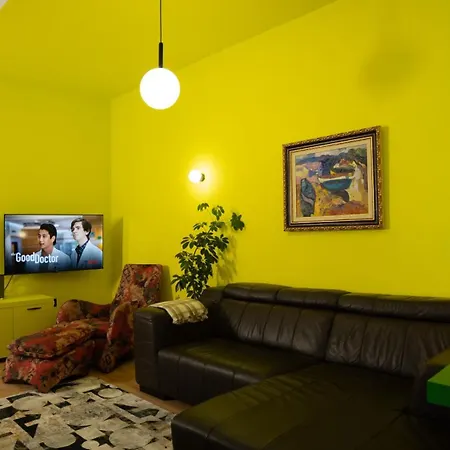 Chic Retreat In Blloku Apartmán Tirana