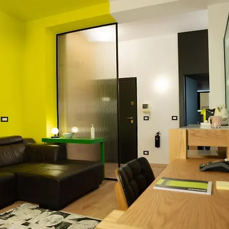 Chic Retreat In Blloku Apartmán *